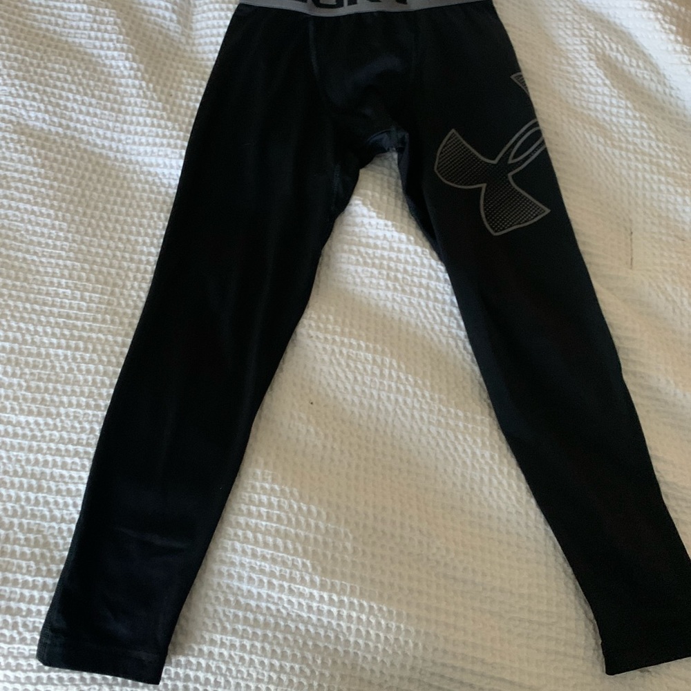 Under Armour tights youth small